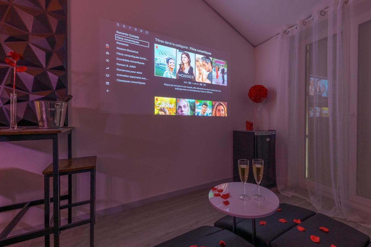 Love Room - Suite Romantique Avec Spa Privatif Le Puy-en-Velay Esterno foto