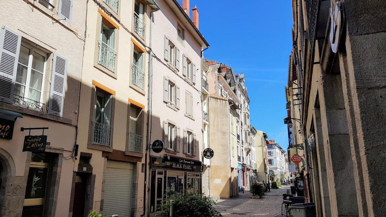 Love Room - Suite Romantique Avec Spa Privatif Le Puy-en-Velay Esterno foto